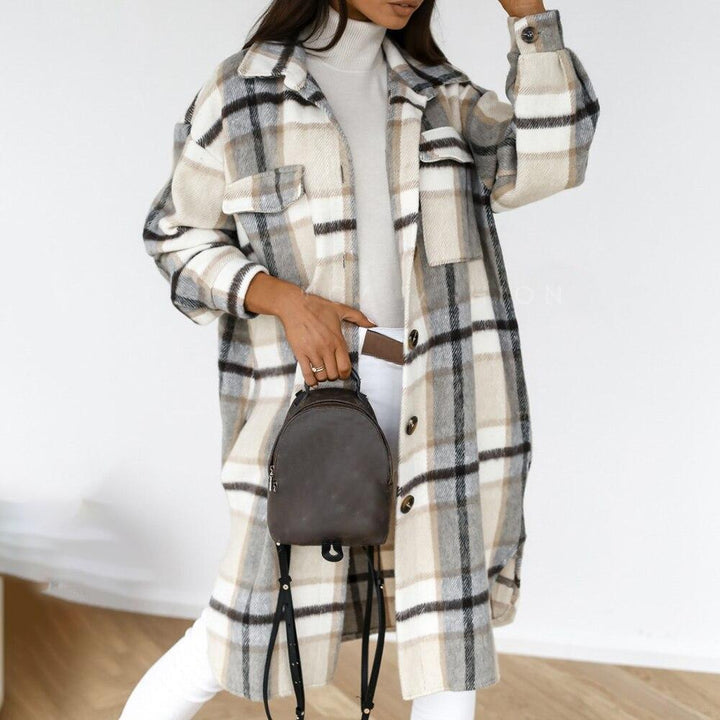 Long Checked Jacket – Classic Style for Autumn Days 4
