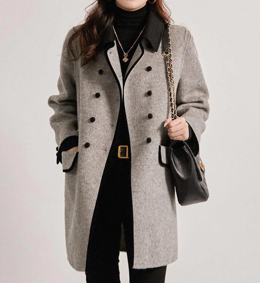 Long Women's Jacket – Cozy Design with Front Pockets for Winter 4