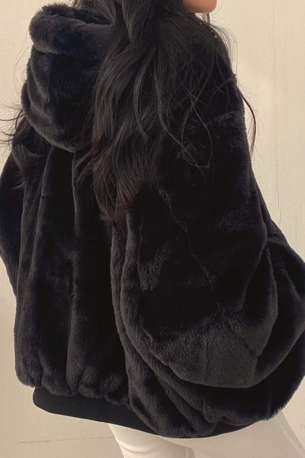 Stylish Sherpa-Lined Jacket – Cozy Warmth for Winter Days 4