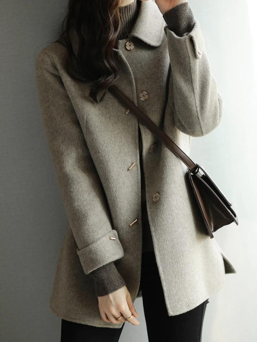 Vintage-Style Trenchcoat – Timeless Elegance with Tailored Fit 1