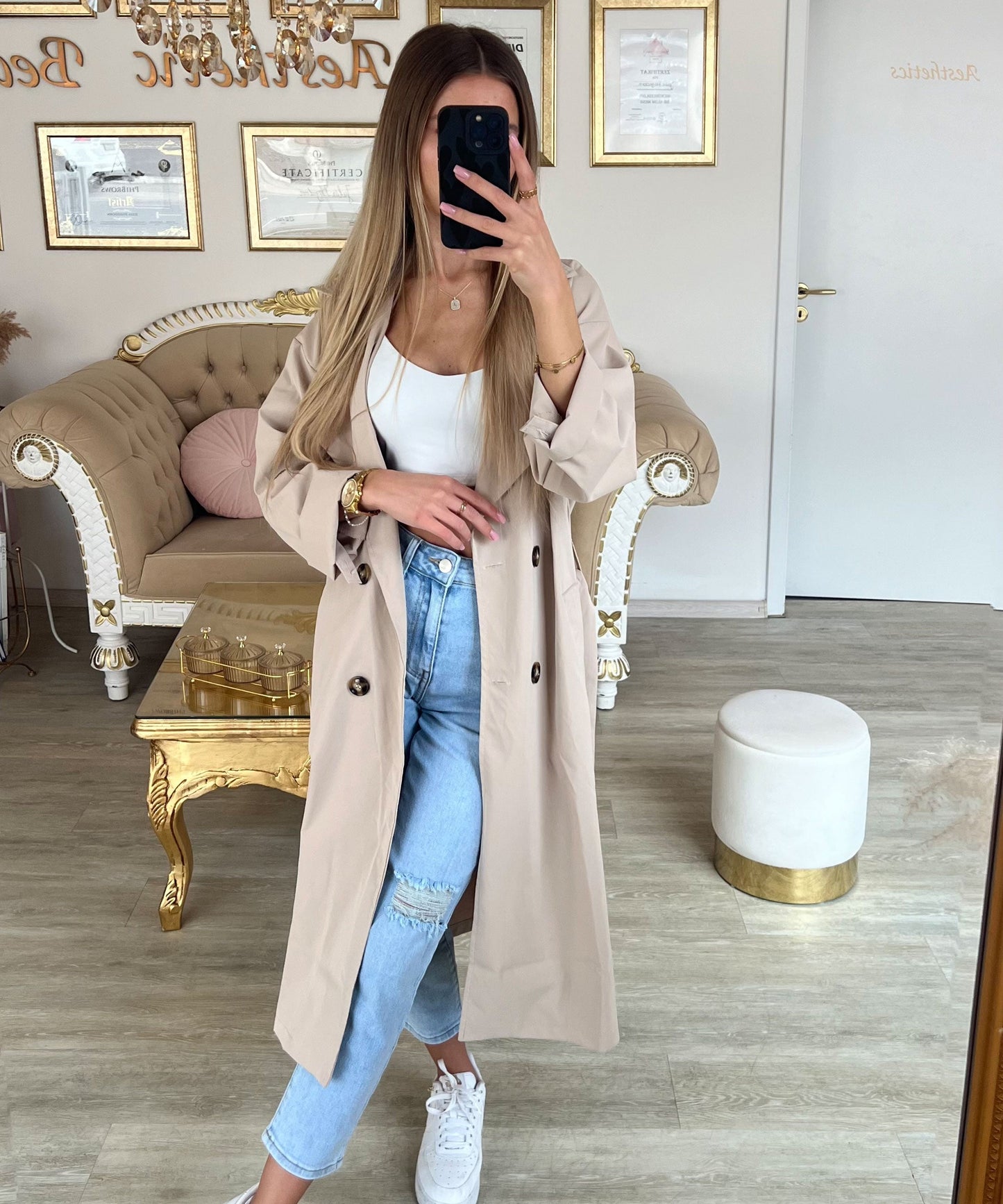 Women's Belted Windbreaker Jacket – Chic Style for Breezy Days 2