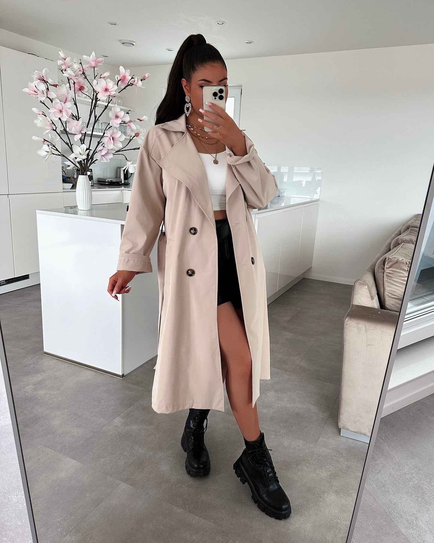Women's Belted Windbreaker Jacket – Chic Style for Breezy Days 4