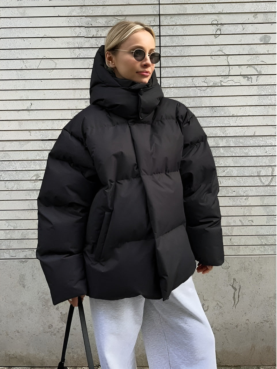 Women's Black Puffer Jacket – Cozy Quilted Design for All Seasons 3