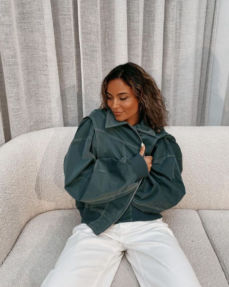 Women's Bomber Jacket – Chic PU Leather for All-Season Style 5