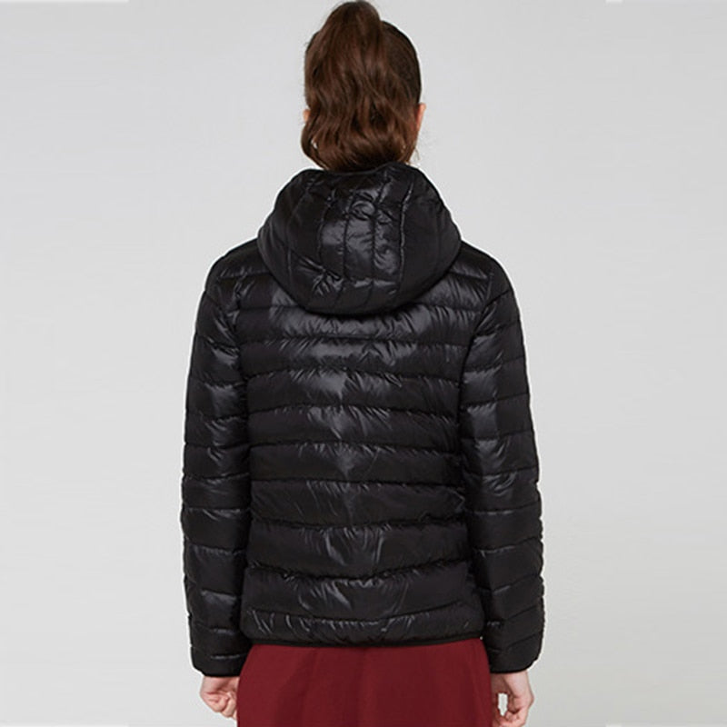 Women’s Ultra-Light Down Jacket – Stylish Warmth for Winter 2