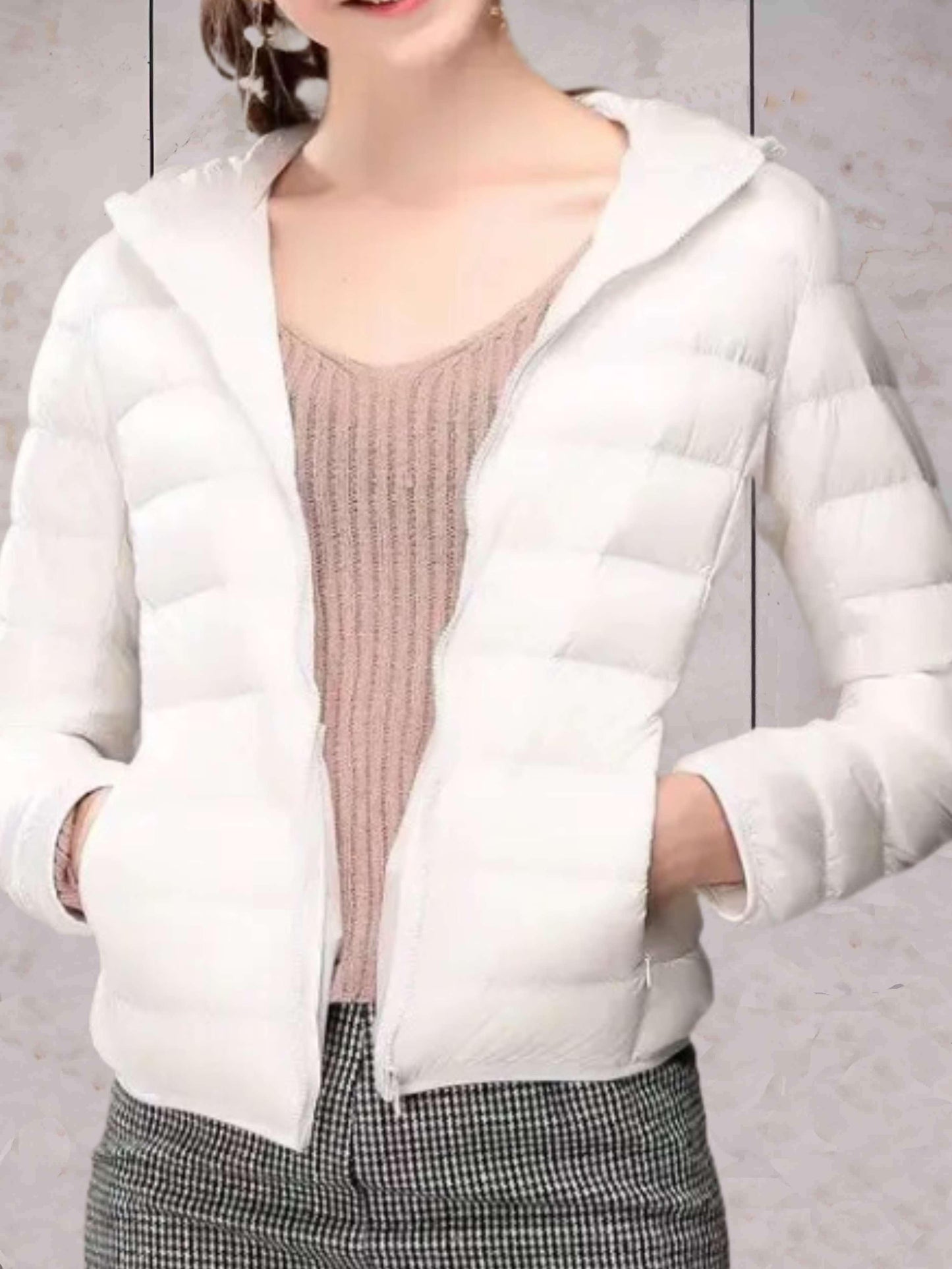 Elegant Down Jacket – Warm Hooded Design for Winter Style 3
