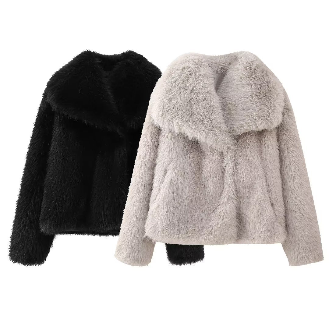 Women's Fox Fur Jacket – Chic Street Style for Winter Elegance 4