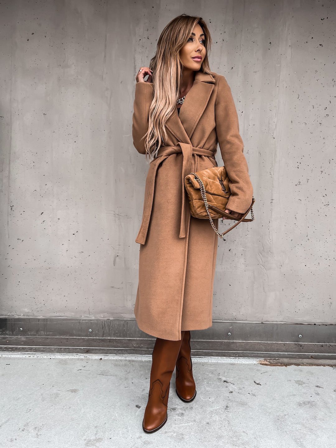 Women's Long Belted Coat – Elegant Notched Collar for Chilly Days 2
