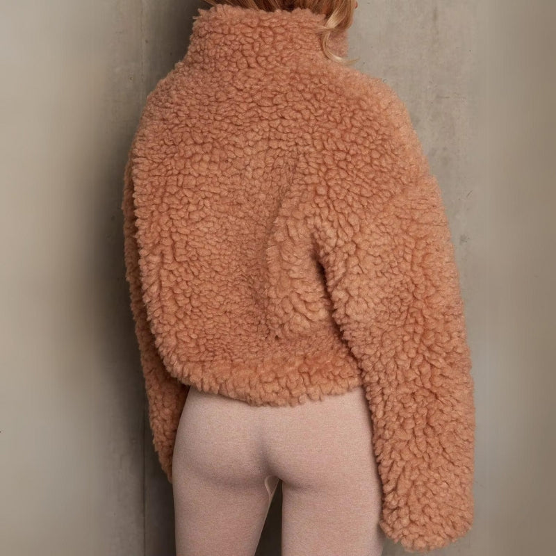 Women's Plush Lambswool Jacket – Cozy Warmth for Winter Days 4